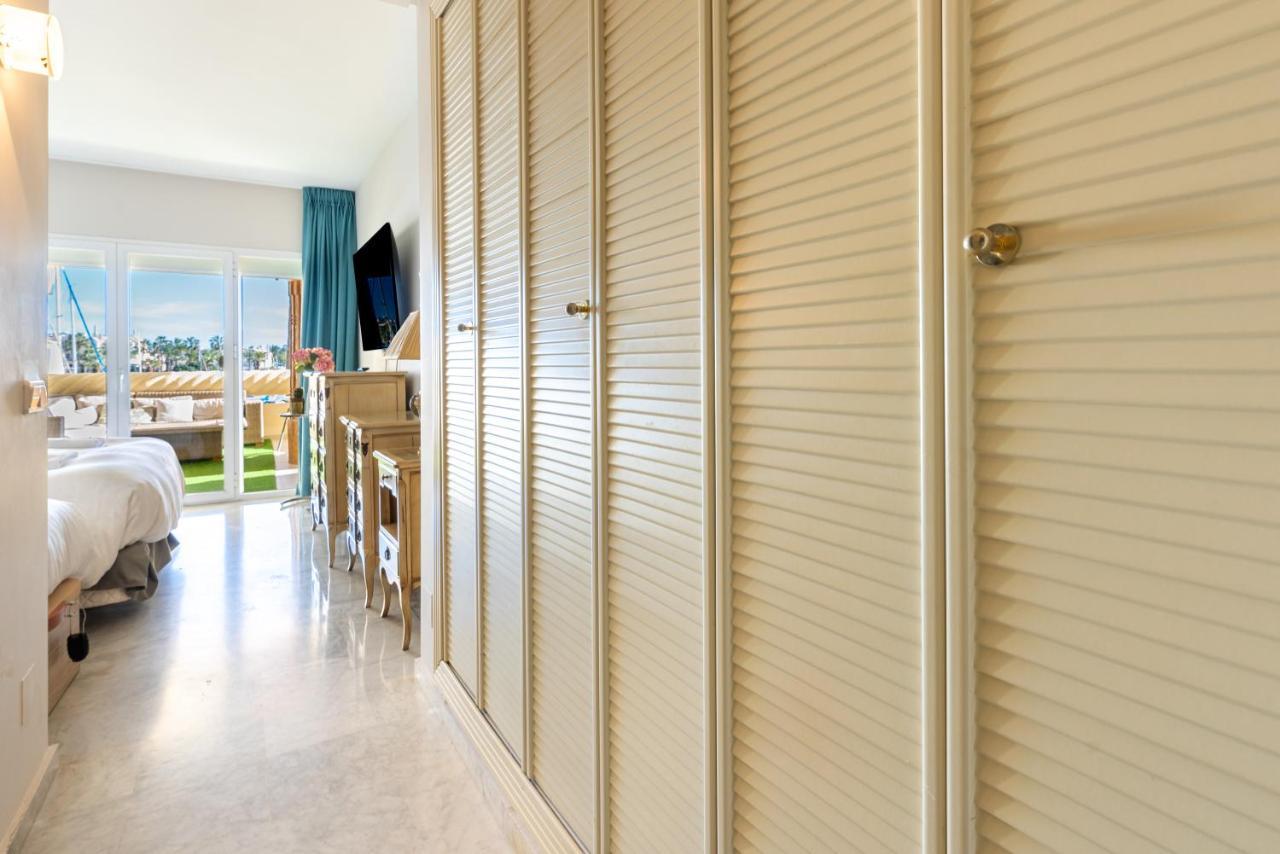 Wintowinrentals Luxury And Sea View Inside Puerto Marina เบนัลมาเดนา ภายนอก รูปภาพ
