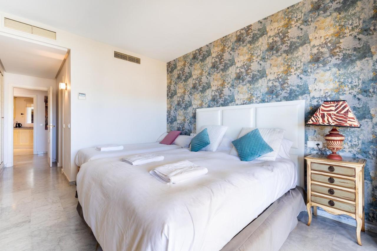 Wintowinrentals Luxury And Sea View Inside Puerto Marina เบนัลมาเดนา ภายนอก รูปภาพ