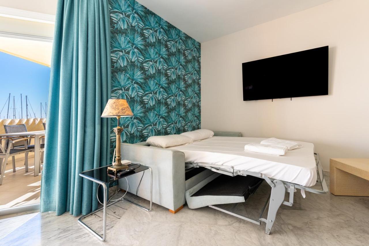 Wintowinrentals Luxury And Sea View Inside Puerto Marina เบนัลมาเดนา ภายนอก รูปภาพ