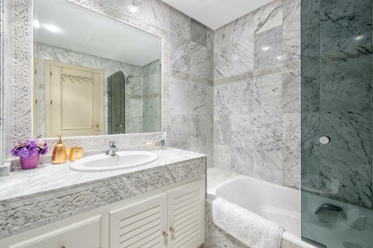 Wintowinrentals Luxury And Sea View Inside Puerto Marina เบนัลมาเดนา ภายนอก รูปภาพ
